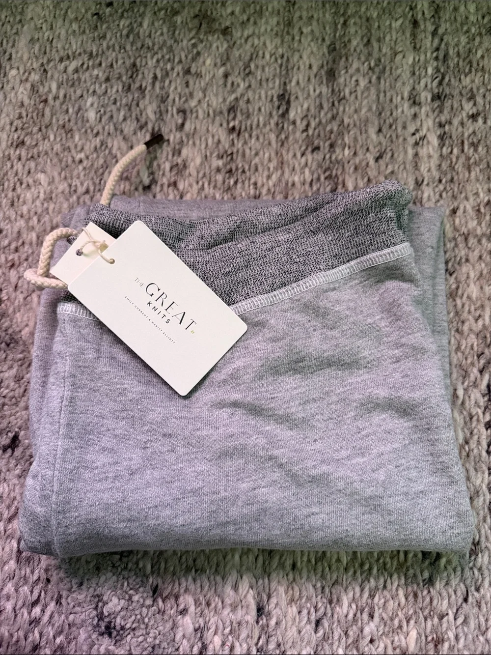 NWT The Great the cropped sweatpant - varsity grey size medium (2)